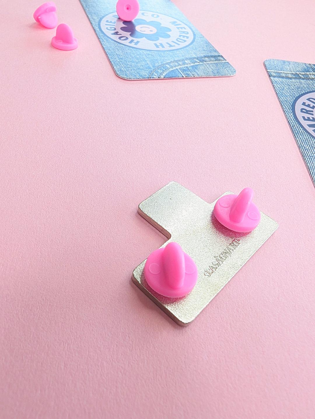 wasd pc gaming enamel pin back with rubber backings