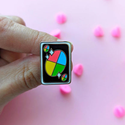 Wild Card Enamel Pin - Cute Pin Badge Gift for Card Game Fans, Geeky Nerdy Gift for Family & Kids, Enamel Pin Inspired by the Uno Card Game